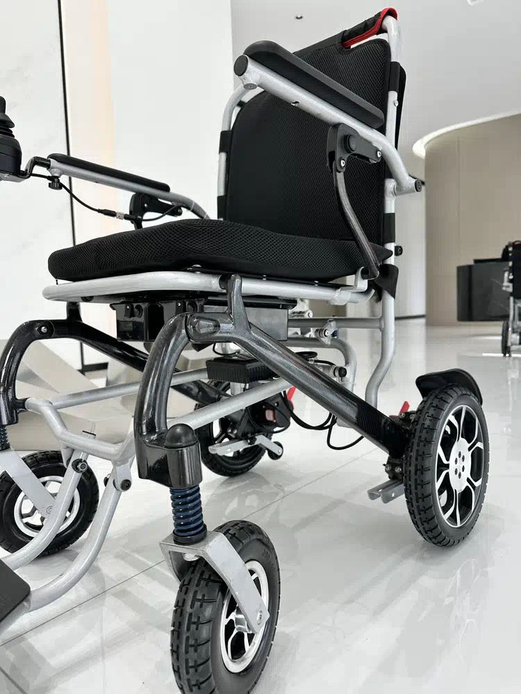 A Practical 7-Point Checklist: Your 2026 Guide to Lightweight Carbon Fiber Electric Wheelchairs Designed for Easy Travel
